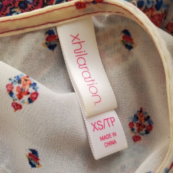 XHILARATION SHEER FLORAL KIMONO - Picture 7 of 7